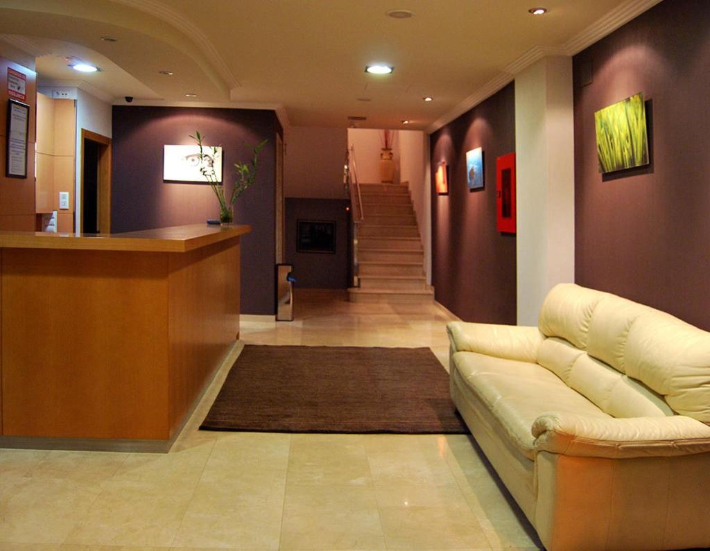Hotel Plaza Portonovo Luaran gambar