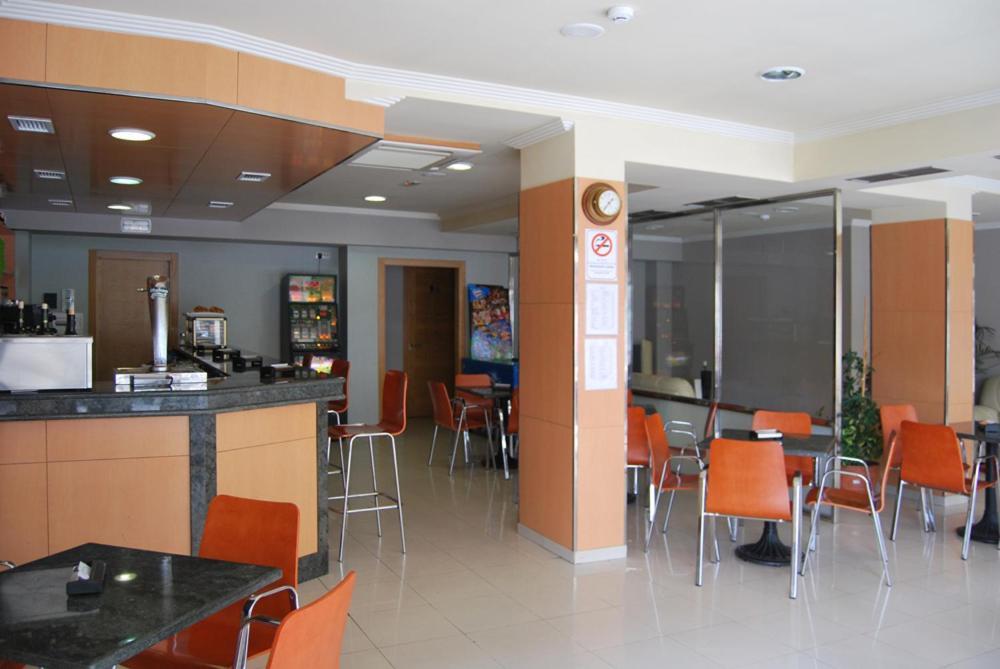 Hotel Plaza Portonovo Luaran gambar