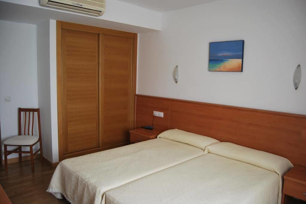 Hotel Plaza Portonovo Luaran gambar